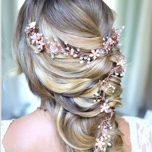 Hair vines that did not work out for my wedding and I missed the return window.